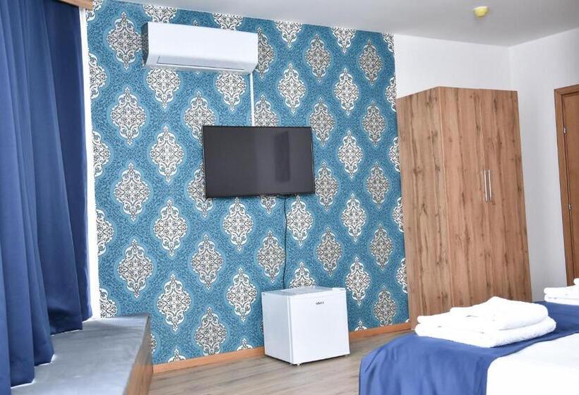 اتاق لوکس با تخت بزرگ, Motel Kvele