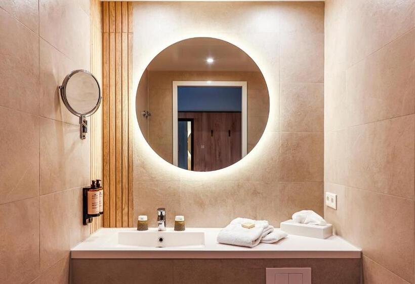 Классический Номер, Mercure Han Sur Lesse