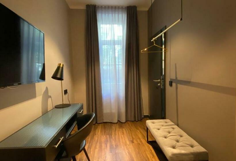 اتاق استاندارد یک نفره, Munich Rooms