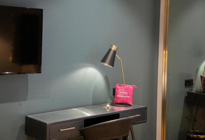 اتاق استاندارد یک نفره, Munich Rooms