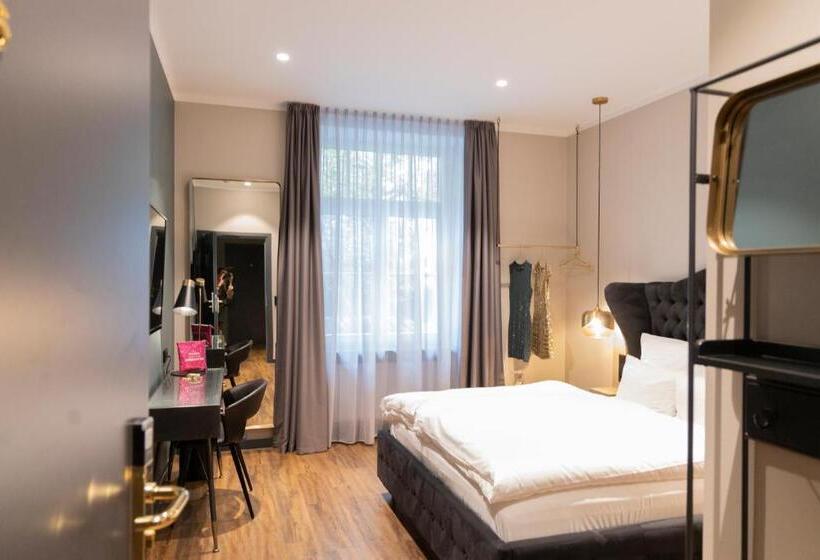 اتاق استاندارد, Munich Rooms