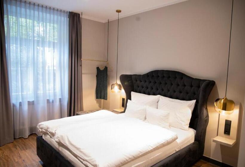 اتاق استاندارد, Munich Rooms