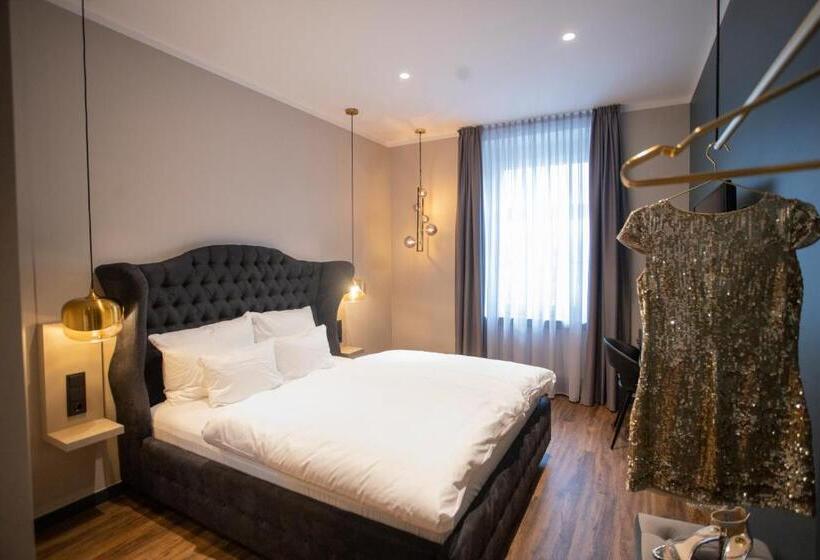 اتاق استاندارد, Munich Rooms