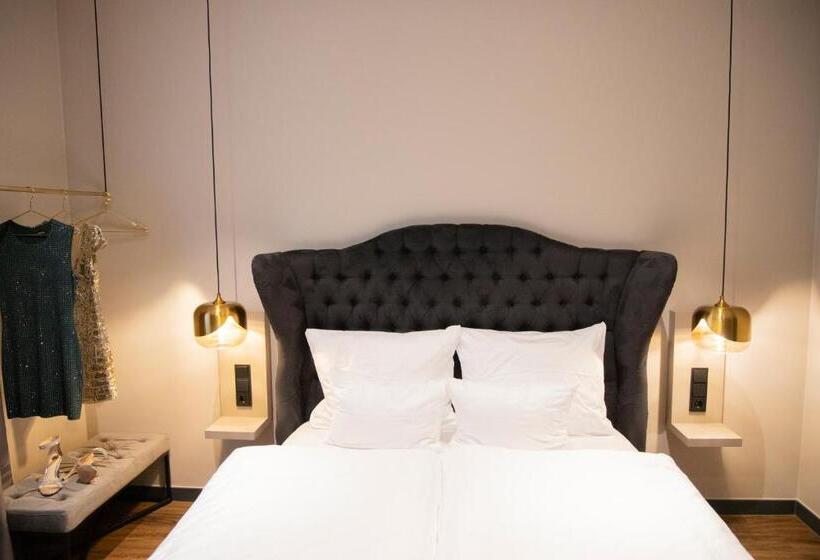 اتاق استاندارد, Munich Rooms
