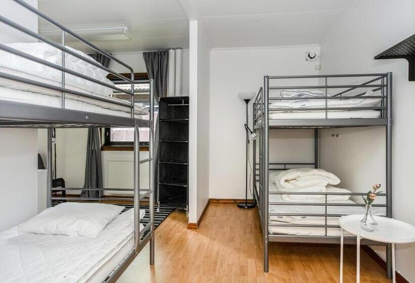 4인용 스탠다드 룸, Hestra Guesthouse