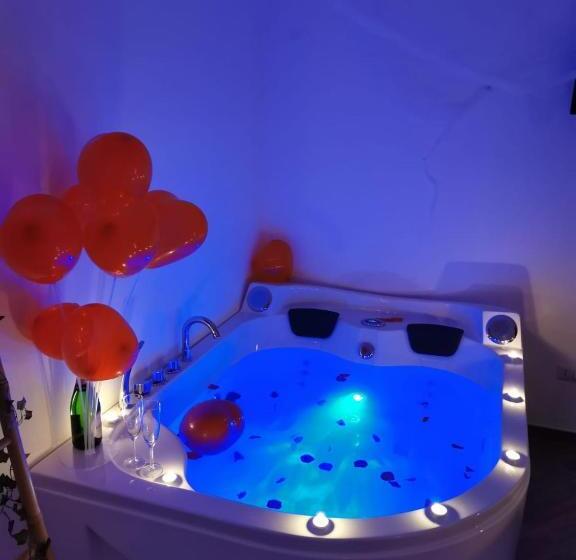 سوئیت با وان آب گرم, Sea Fly Guest House