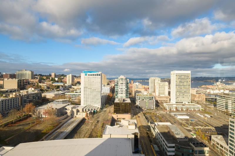 스탠다드 룸 킹사이즈 침대, Marriott Tacoma Downtown