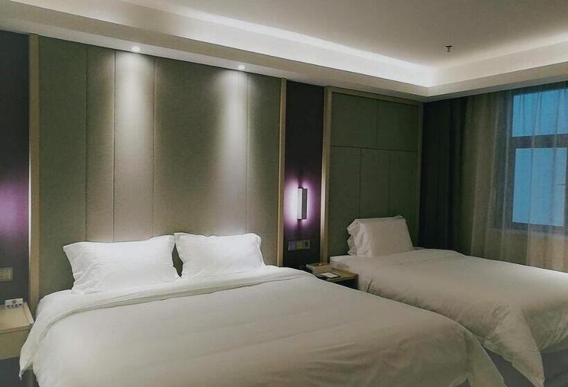 Семейный Номер, Lavande Hotel Changji Changning Road