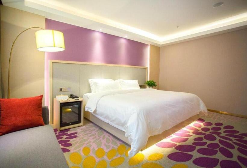 Люкс Повышенной Комфортности, Lavande Hotel Changji Changning Road