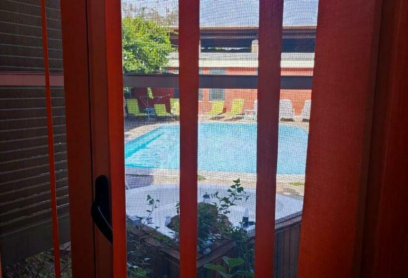Номер Deluxe, La Villa Franca Pompeii