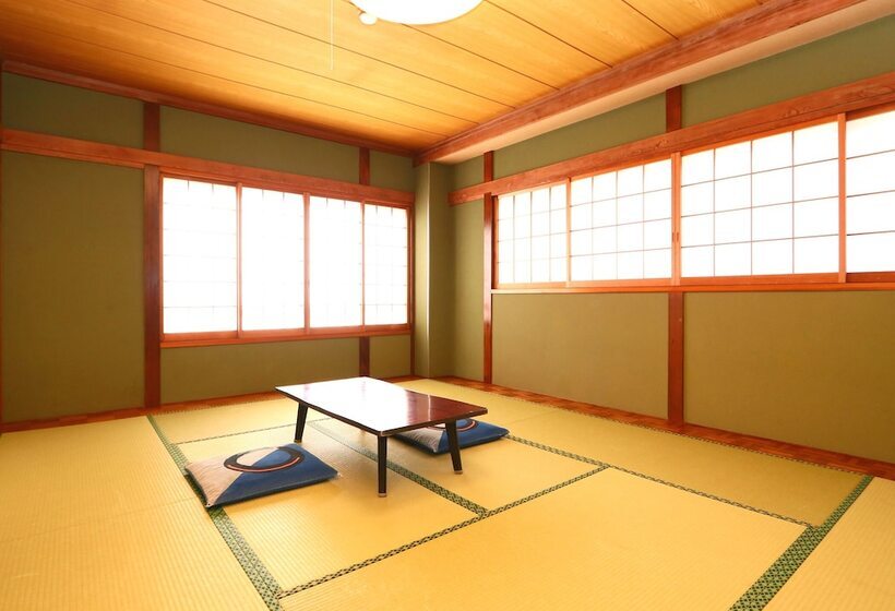 اتاق استاندارد, Sports Inn Aoyama Dori