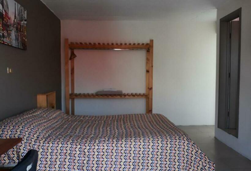 Quarto Estandar com Sacada, Posada Loreto Xalapa