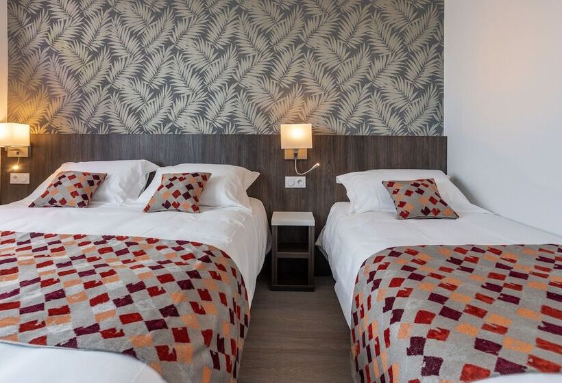 اتاق سوپریور چهار تخته, Brit Hotel Ploermel   Hotel De L Hippodrome