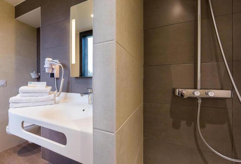 اتاق استاندارد, Brit Hotel Ploermel   Hotel De L Hippodrome