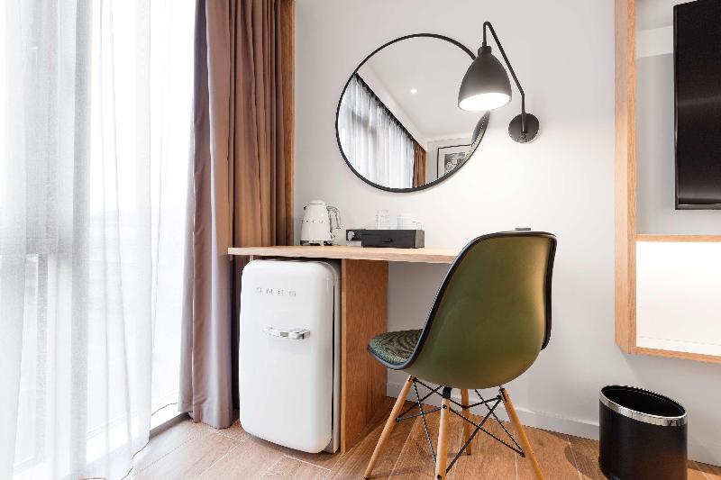 اتاق استاندارد با چشم‌انداز, Hilton Garden Inn Faroe Islands