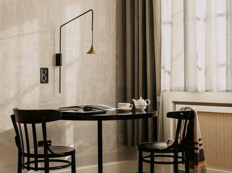 Полулюкс, Boutique & Design Hotel Volkshaus Basel