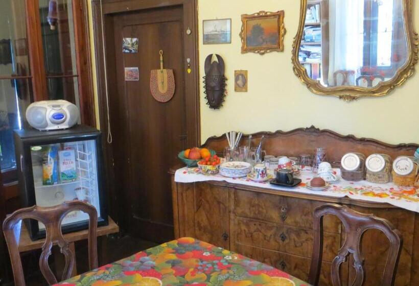 اتاق استاندارد سه نفره, Villa Elisabetta