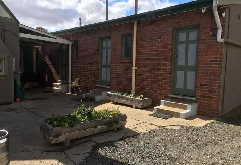 Номер Стандарт, The Centennial Hotel Gulgong