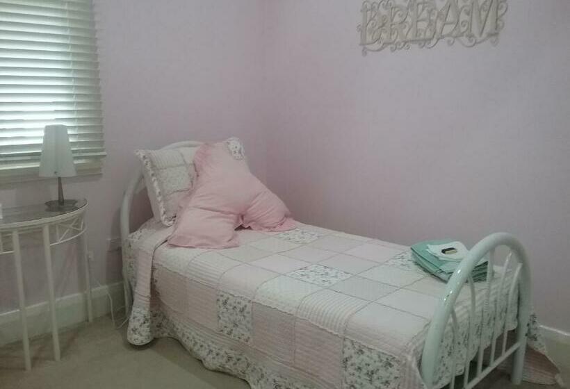 Номер Стандарт, Langley Cottage B&b