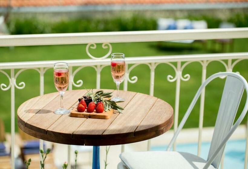 اتاق استاندارد با تخت بزرگ, Levin Hotel Alacati