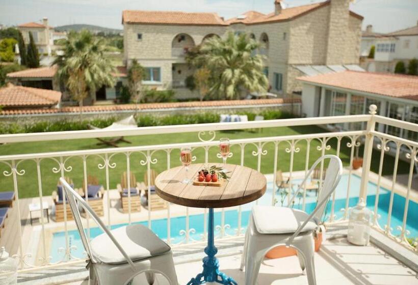اتاق استاندارد با تخت بزرگ, Levin Hotel Alacati