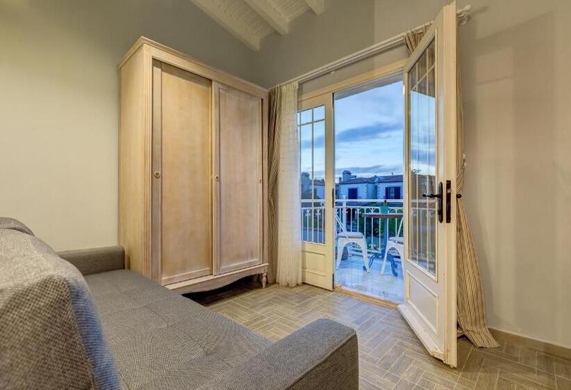اتاق استاندارد با تخت بزرگ, Levin Hotel Alacati