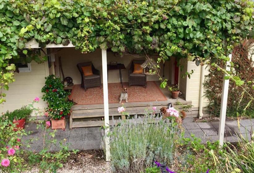 Люкс 2 Спальни, Llarrinda Bed & Breakfast