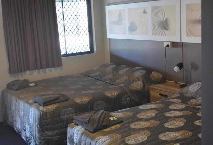 디럭스 룸, Carmila Sands Motel