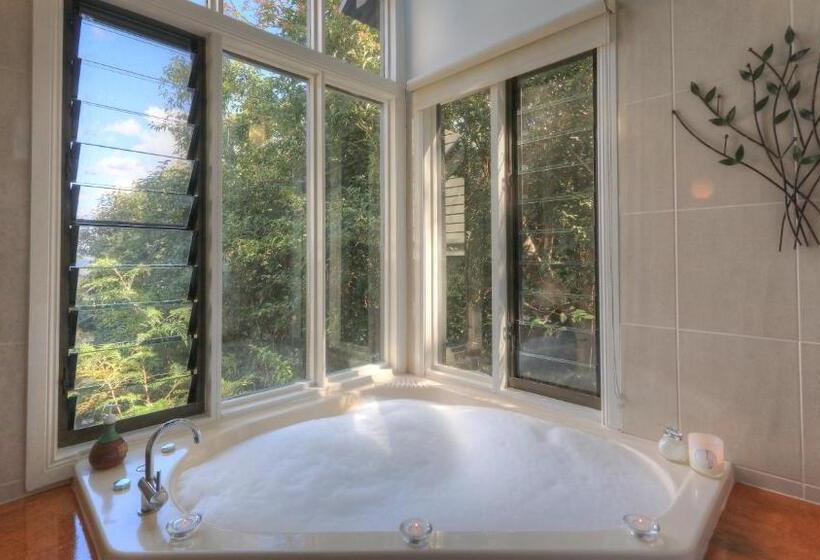 Хижина, Montville Misty View Cottages