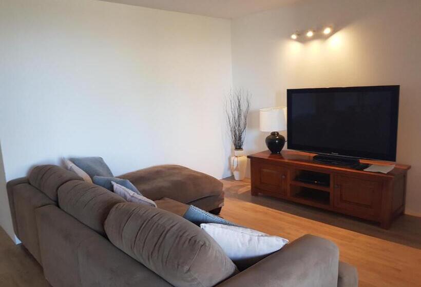 침실 2개 바다 전망 아파트, Casablanca Beachfront Apartments