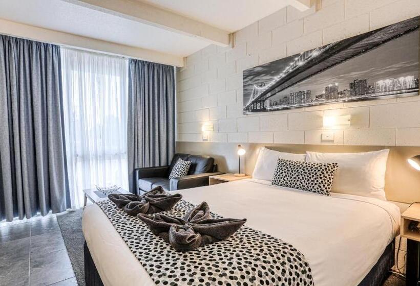 이그제큐티브 룸, Castle Creek Motel