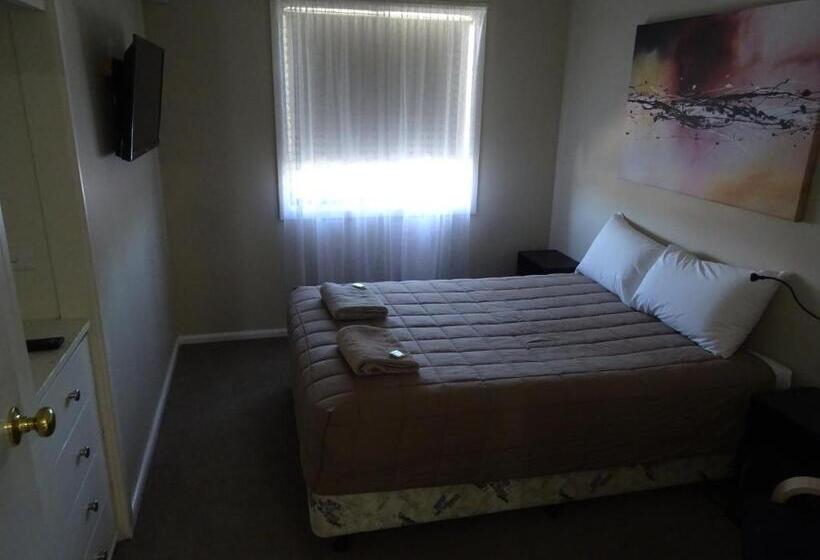 شقة 3 غرف, Centrepoint Motel
