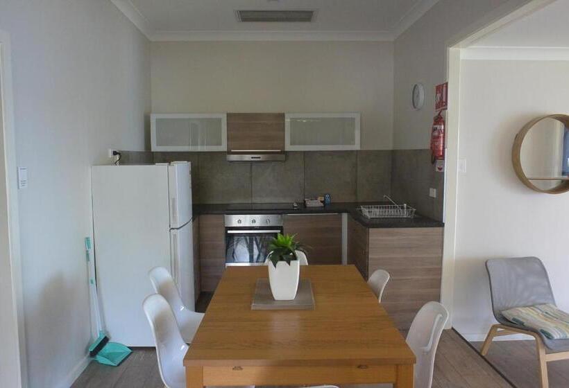 Апартаменты 2 Спальни, Dungowan Holiday Accommodation