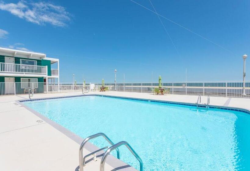 デラックスルーム, Fish Tales Boardwalk Inn & Ocean Mecca Motel