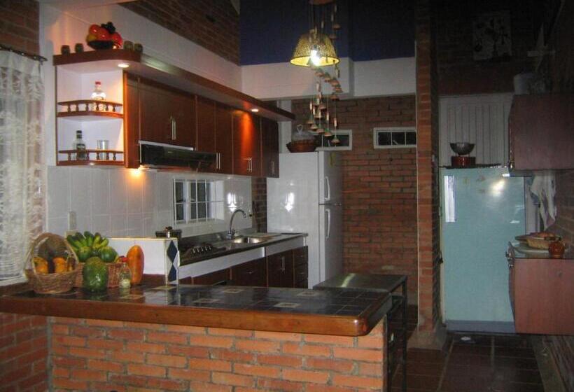 ４ベッドルームハウス, Finca El Ensueño