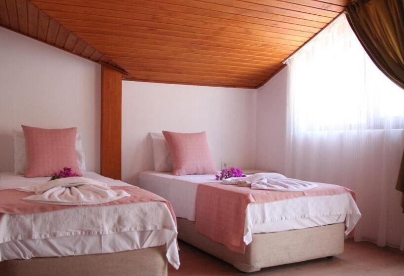 Люкс с Балконом, Limon Otel