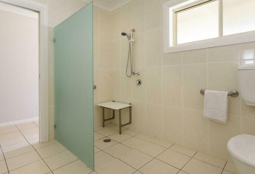 اتاق استاندارد برای معلولان, Stockmans Motel