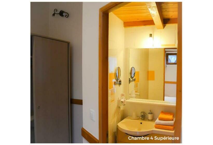 Номер Стандарт, Hôtel La Garenne