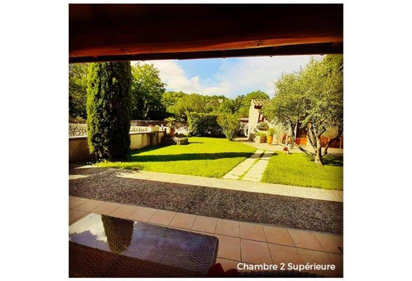 Номер Стандарт, Hôtel La Garenne
