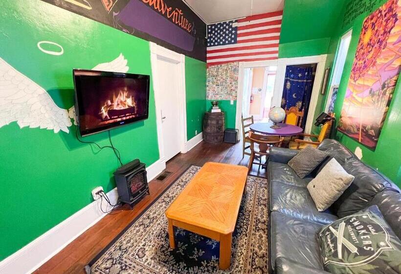 חדר בסיסי, International Travelers House Downtown San Diego  Adults Only