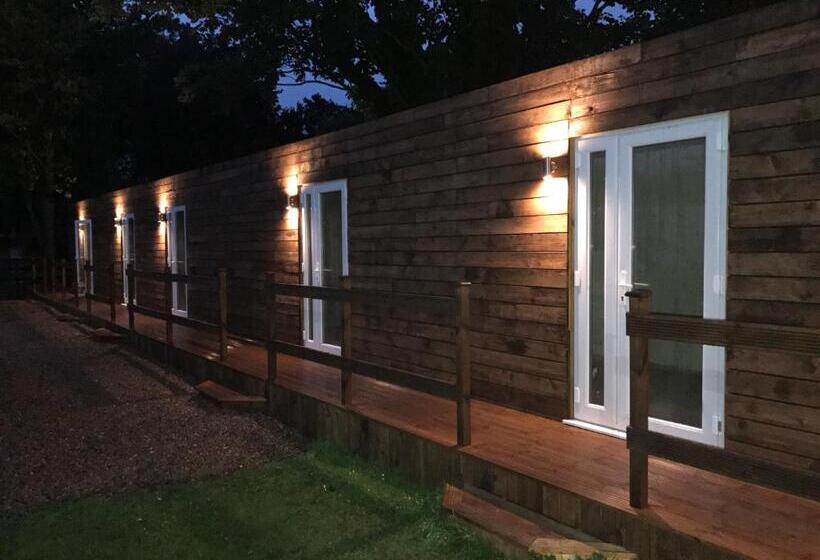 Номер Deluxe, The Half Moon Inn