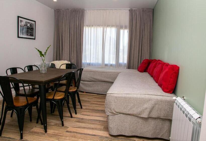 آپارتمان 2 خوابه, Senderos Aparts & Suites