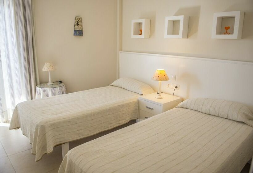 Апартаменты 3 Спальни, Hamilton Court