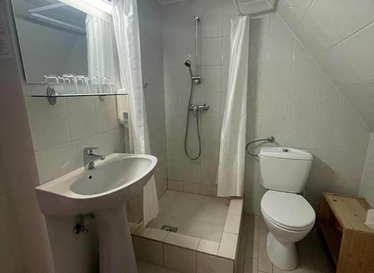 اتاق خانوادگی, Harmónia Hotel Sárvár