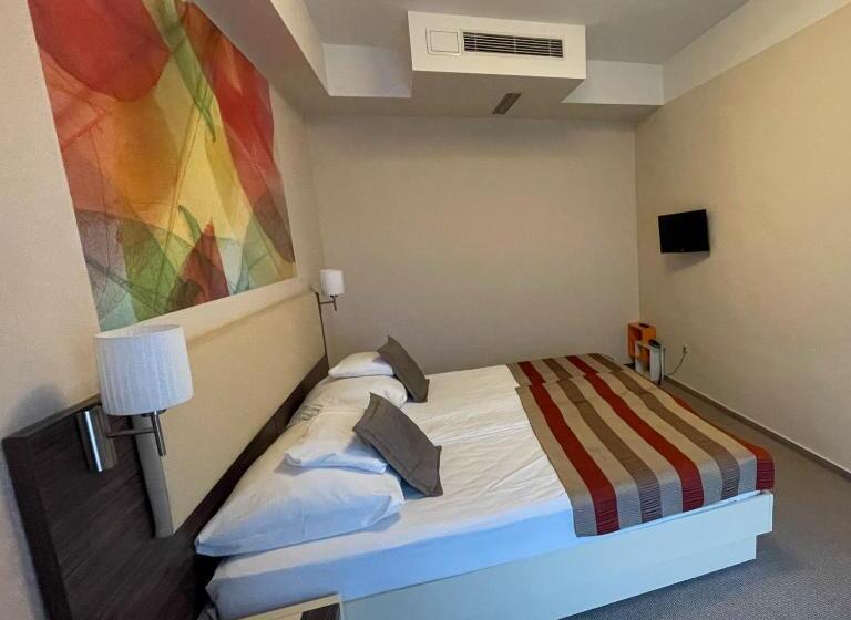 اتاق استاندارد برای معلولان, Harmónia Hotel Sárvár