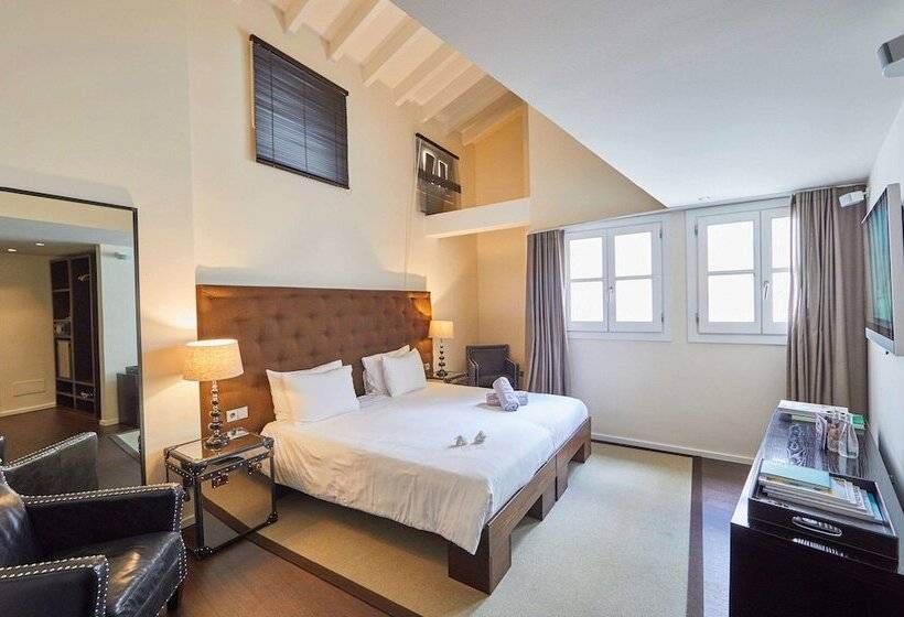 디럭스 룸, Puro Hotel Oasis Urbano