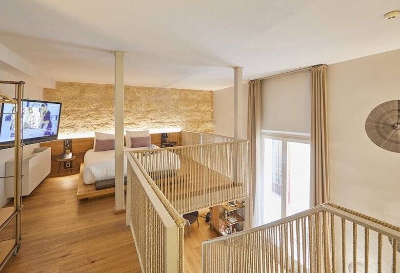 스위트, Puro Hotel Oasis Urbano