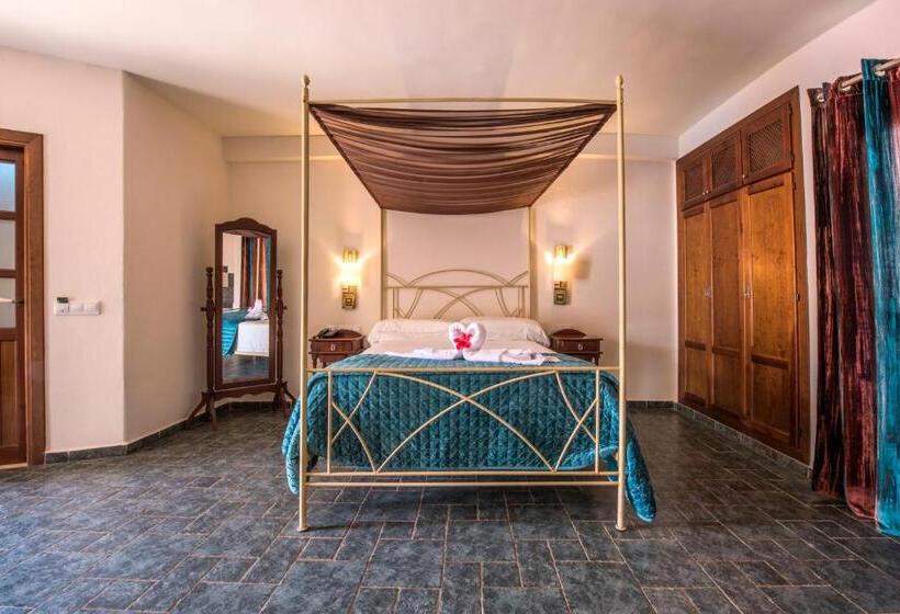Полулюкс, De Naturaleza Rodalquilar & Spa Cabo De Gata