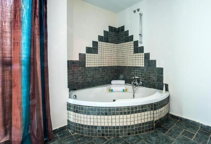 Полулюкс, De Naturaleza Rodalquilar & Spa Cabo De Gata