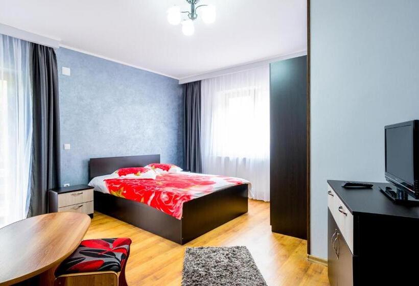 Номер Стандарт Трехместный, Vila Nico